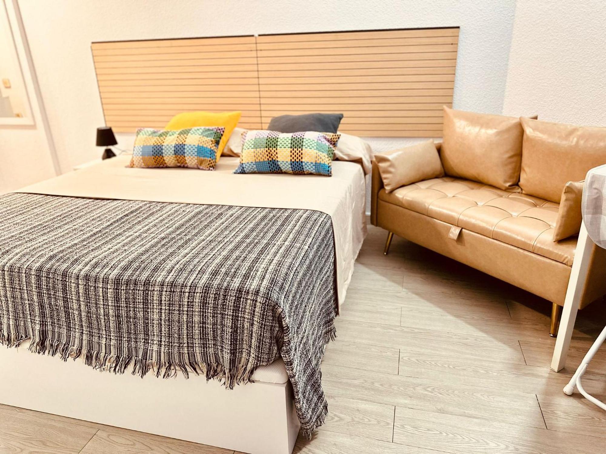 Studio Apartment Santana Habaneras - 18 At Beach With Garage, Pool And Lift Торевиеха Екстериор снимка